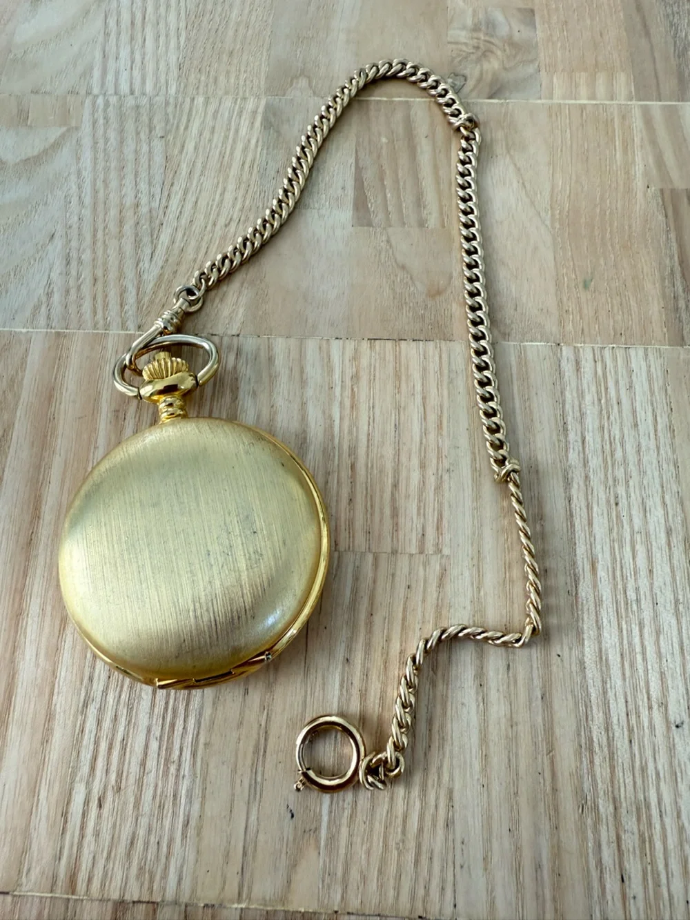 Colibri gold tone classic pocket watch NEW BATTERY